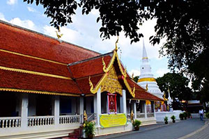 Wat Saen Luang