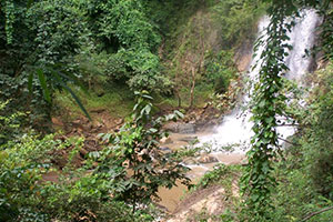 Mae Lid Waterfall