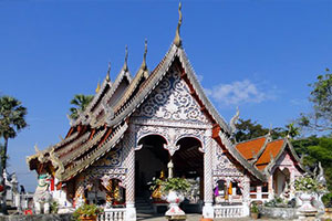 Wat Mae Kaet Luang