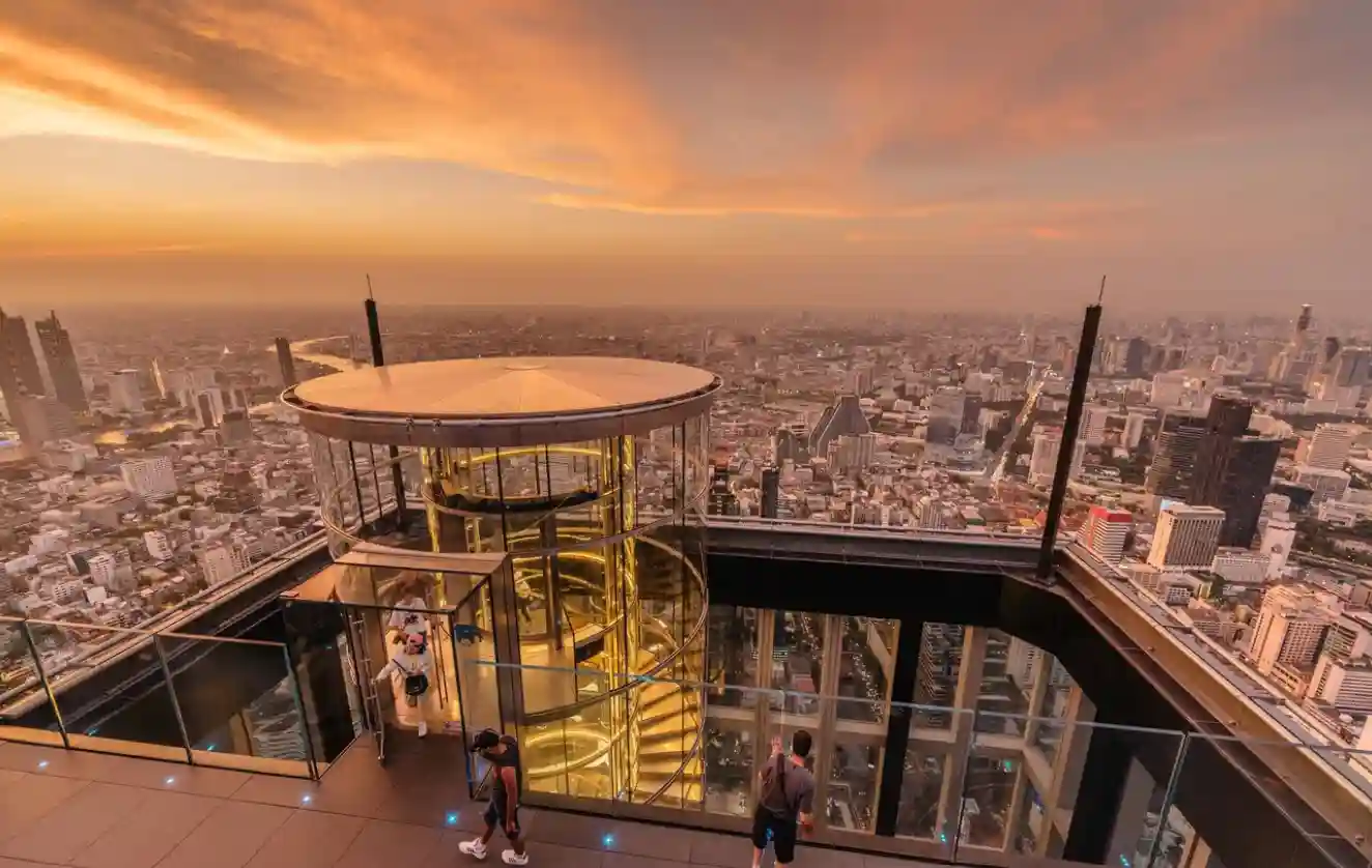 Mahanakhon Skywalk